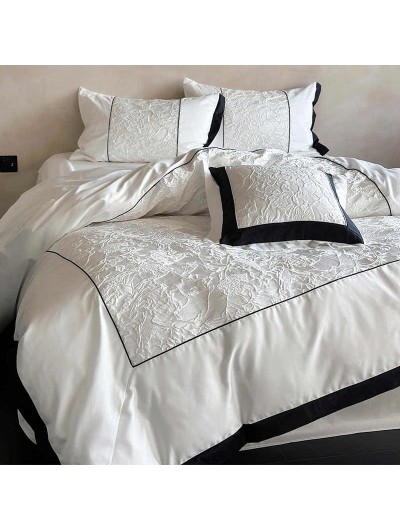 White and Black Panelled Jacquard Vintage Comforter Set