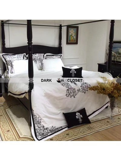 White and Black Gothic Vintage Palace Comforter Set 0014