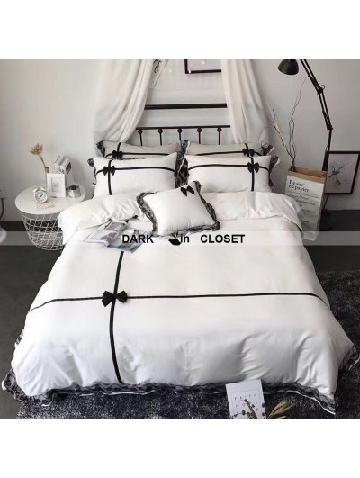 White and Black Gothic Sweet Comforter Set 0016