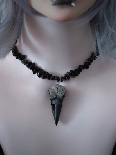 Black Gothic Irregular Beaded Bird Skull Pendant Necklace