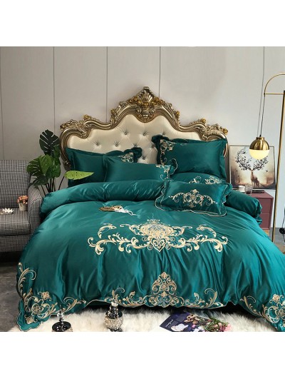 Dark Green Vintage Luxurious Floral Embroidery Comforter Set